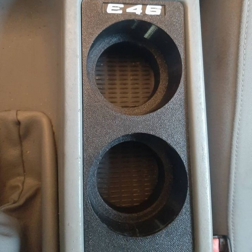 BMW E46 Cup Holder Стандарт BMW E46 Cup Holder Стандарт