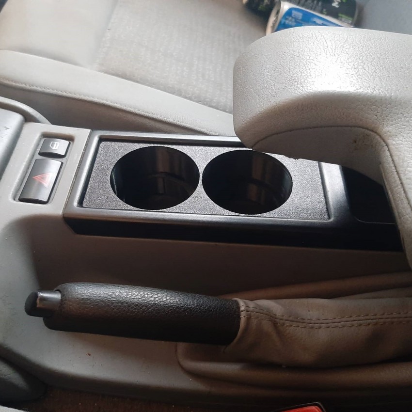 BMW E46 Cup Holder Щора BMW E46 Cup Holder Щора