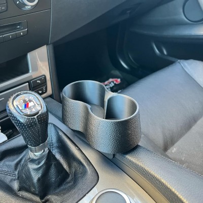 BMW E60/E61 Двойна поставка за чаши 